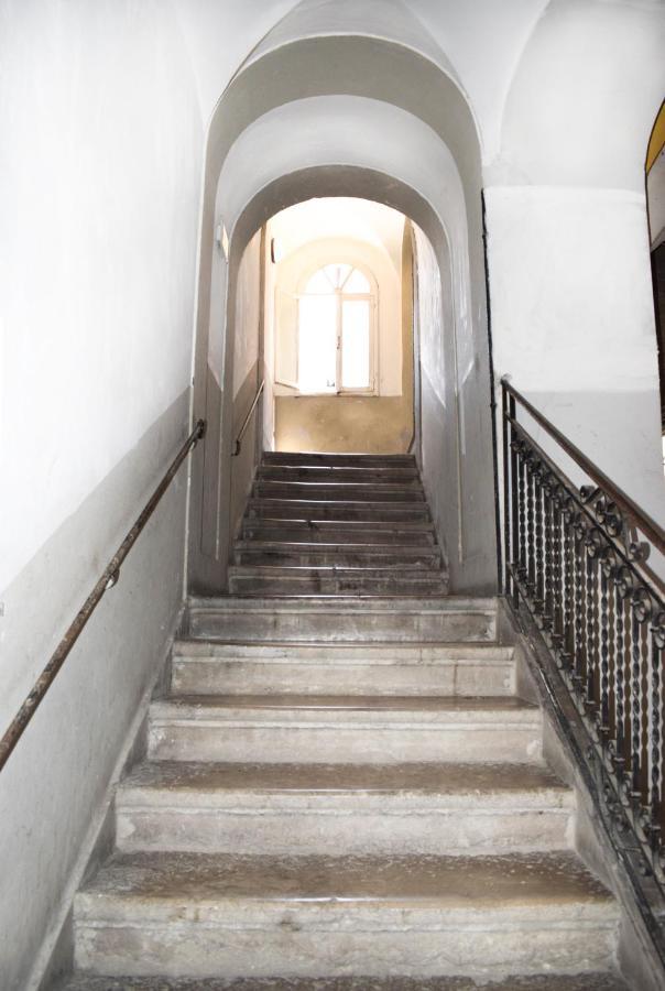 Porta Vicari With View In Downtown Appartement Palermo Buitenkant foto